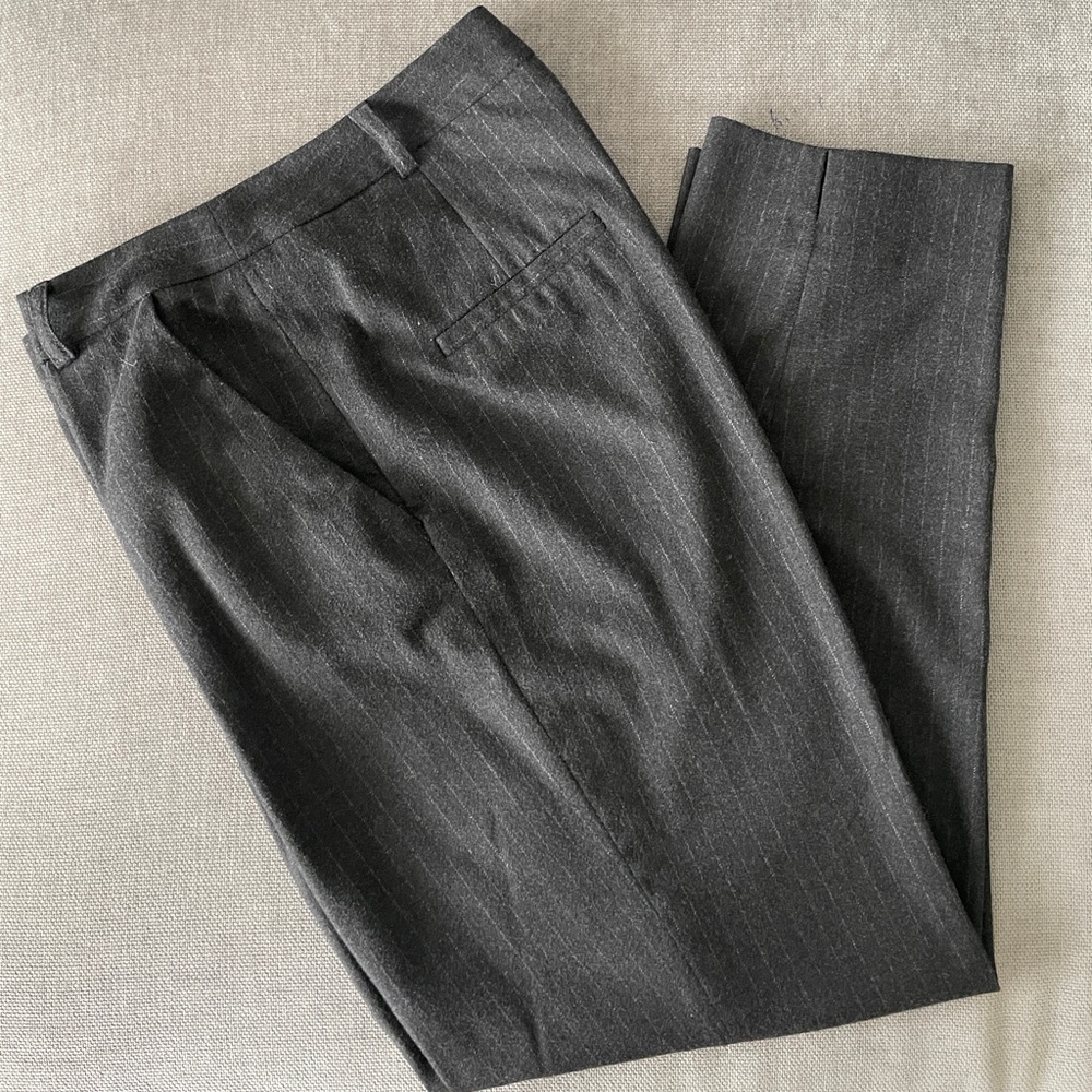Pleated striped pants